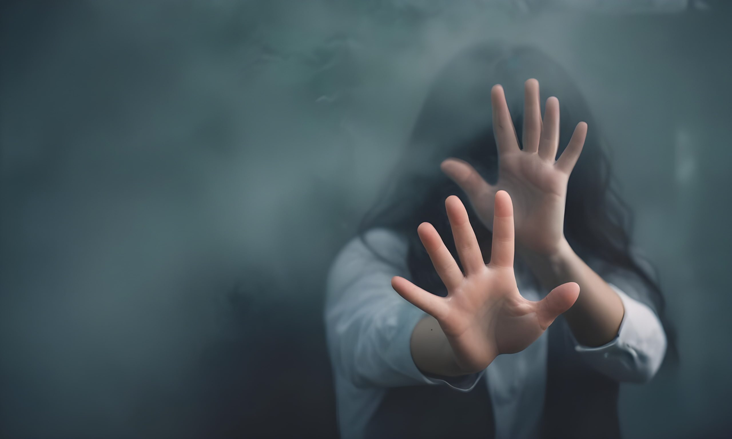 Travmanın Ardına Saklanmak: “Özünde İyi” Yanılgısı ve Manipülasyonun Görünmez Kılıfları